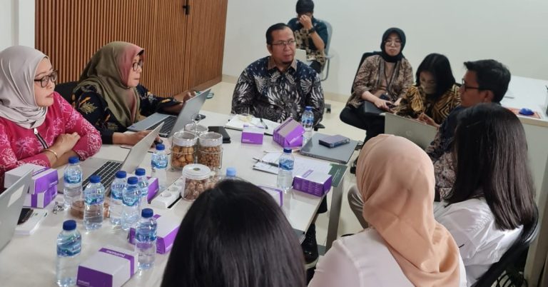 Rapat Dengan Divisi Perencanaan Strategi Pegadaian Pusat dan TIM MMI
